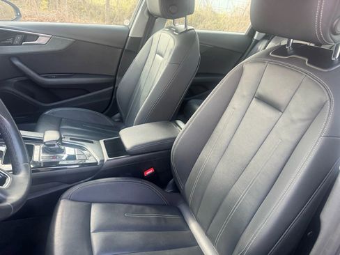 Used 2021 Audi A4 2.0T Premium w/ Convenience Package image 11