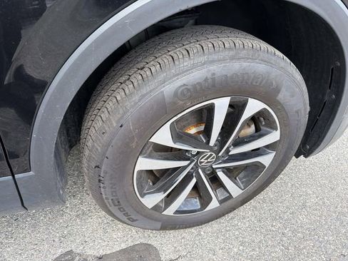 Used 2023 Volkswagen Tiguan S AWD/4WD image 11
