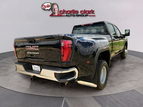 New 2026 GMC Sierra 3500 Pro AWD/4WD image 5