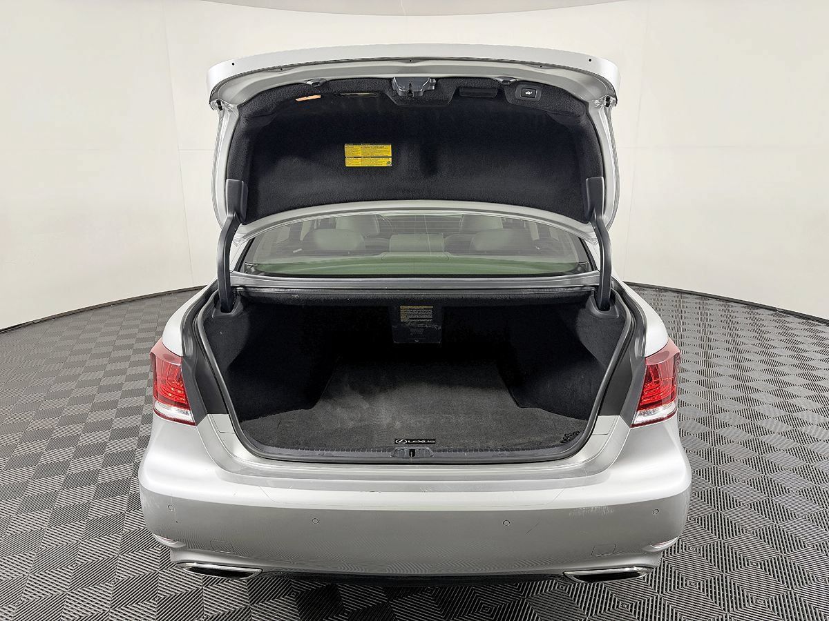 Used 2014 Lexus LS 460 w/ Comfort Package RWD image 13