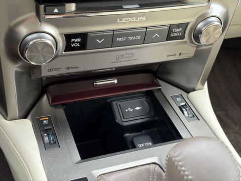 Used 2019 Lexus GX 460 Luxury AWD/4WD image 18