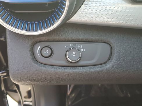 New 2026 Chevrolet Trax LT image 22