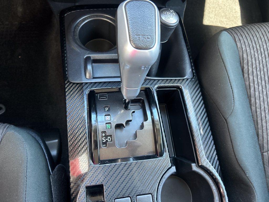 Used 2022 Toyota 4Runner TRD Off-Road AWD/4WD image 25