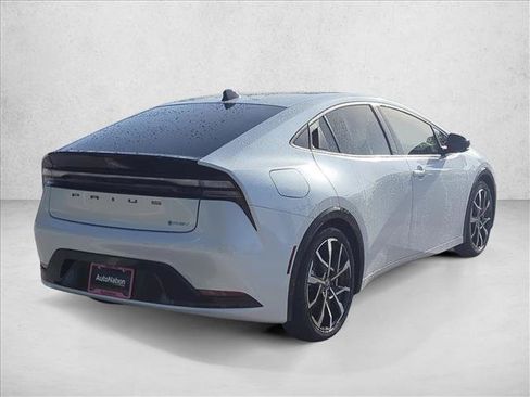 New 2026 Toyota Prius Plug-In Hybrid image 5