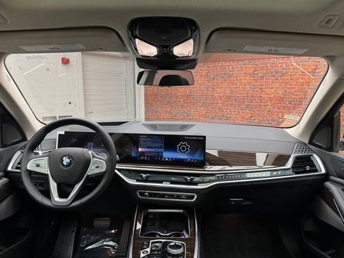 New 2026 BMW X7 xDrive40i image 12
