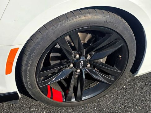 Used 2021 Chevrolet Camaro SS w/ Redline Edition RWD image 12