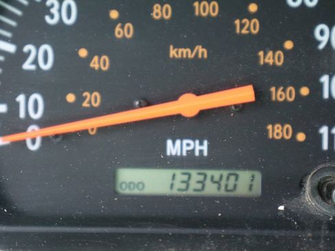 Used 2000 Toyota Tundra 2WD Regular Cab image 32