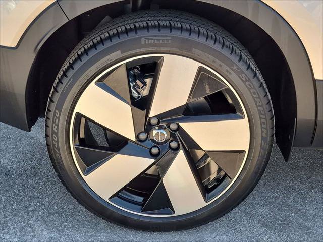 Certified 2024 Volvo XC40 Recharge Ultimate w/ Protection Package Premier AWD/4WD image 9