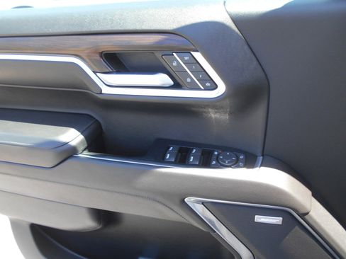 Used 2022 GMC Sierra 1500 SLT w/ SLT Premium Plus Package image 14