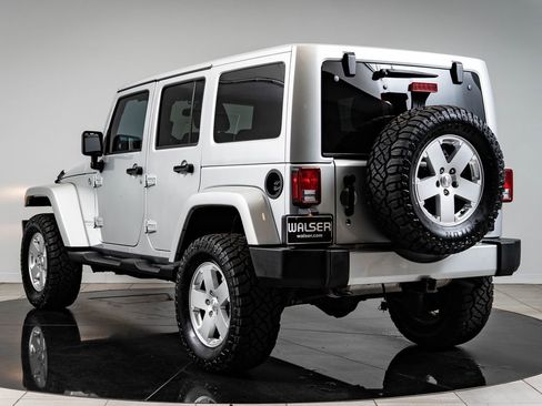 Used 2011 Jeep Wrangler Unlimited Sahara w/ Trailer Tow Group AWD/4WD image 6