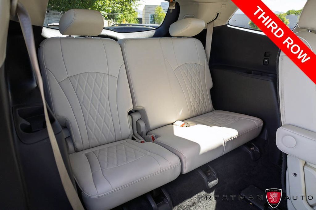 Used 2023 Buick Enclave Avenir w/ Avenir Technology Package AWD/4WD image 7
