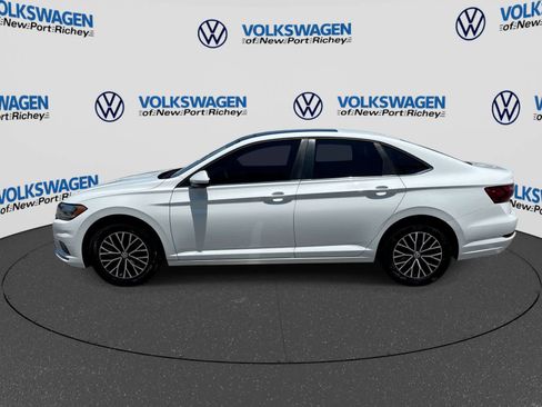 Used 2021 Volkswagen Jetta SE FWD image 11