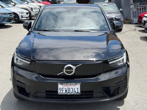 Used 2023 Volvo C40 Recharge Core AWD/4WD image 3