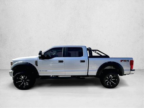 Used 2019 Ford F250 XL w/ STX Appearance Package AWD/4WD image 6