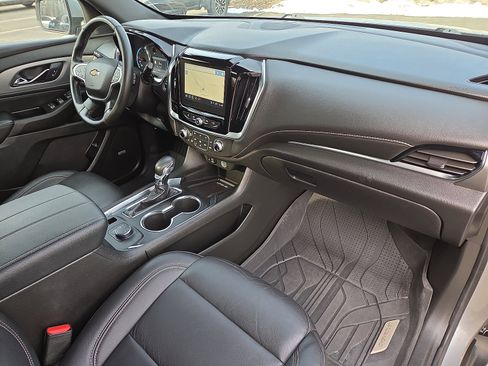 Certified 2023 Chevrolet Traverse LT w/ LT Premium Package image 18