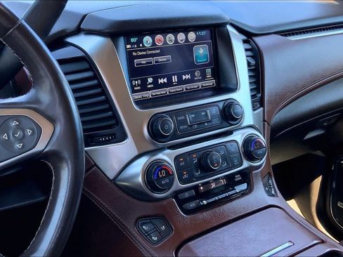 Used 2019 Chevrolet Tahoe Premier AWD/4WD image 6
