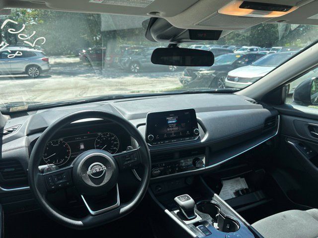 Used 2024 Nissan Rogue S AWD/4WD image 14
