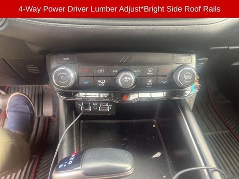 Used 2021 Dodge Durango SXT image 15