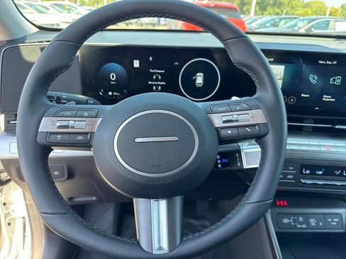 New 2026 Hyundai Kona SEL Premium AWD/4WD image 16