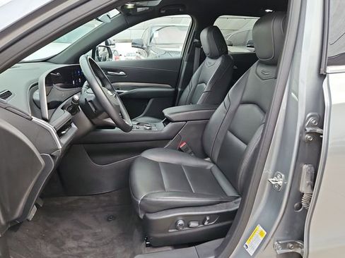 Certified 2025 Cadillac XT4 Premium Luxury image 23