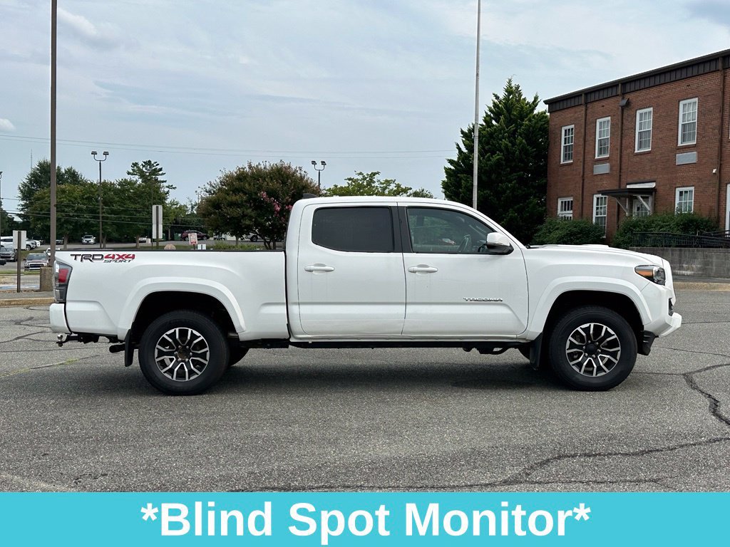 Used 2022 Toyota Tacoma TRD Sport w/ Technology Package AWD/4WD image 11