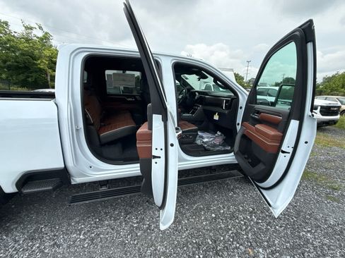 New 2026 GMC Sierra 2500 Denali Ultimate AWD/4WD image 44