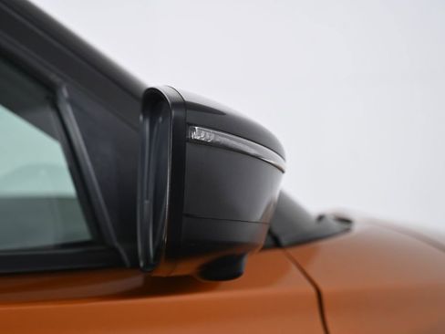 Used 2021 Nissan Kicks SR w/ SR Premium Package image 11