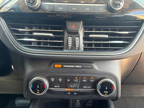 Certified 2025 Ford Escape Active AWD/4WD image 23