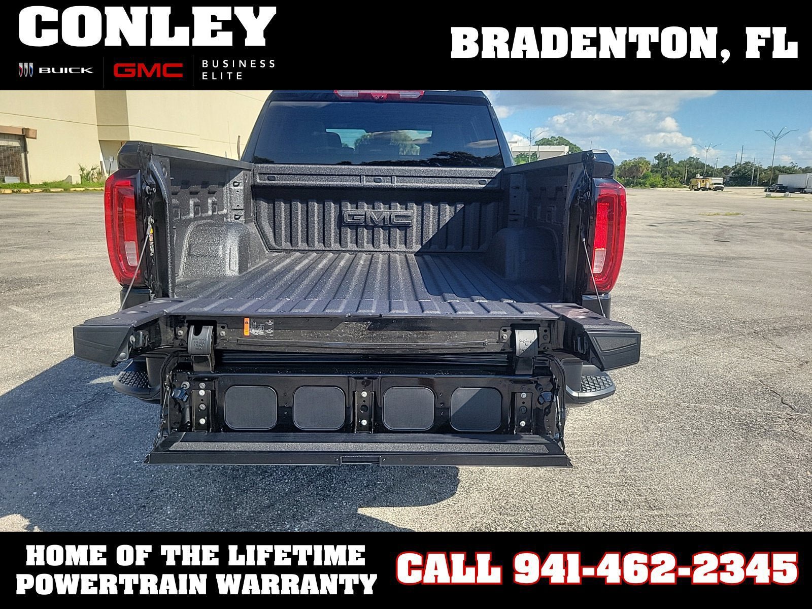 New 2026 GMC Sierra 1500 AT4 w/ Technology Package AWD/4WD image 7