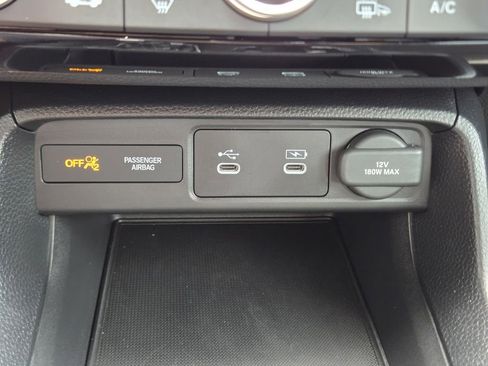 Used 2025 Honda Civic Sport image 25