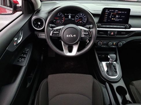 Certified 2023 Kia Forte LXS image 14