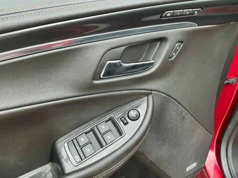 Used 2019 Chevrolet Impala Premier w/ Premier Convenience Package image 11
