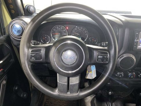 Used 2013 Jeep Wrangler Unlimited Sport image 15