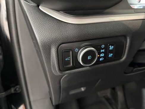 Used 2023 Ford Explorer XLT w/ Equipment Group 202A image 24