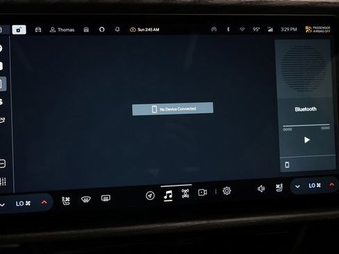 Used 2022 Rivian R1T Launch Edition image 96