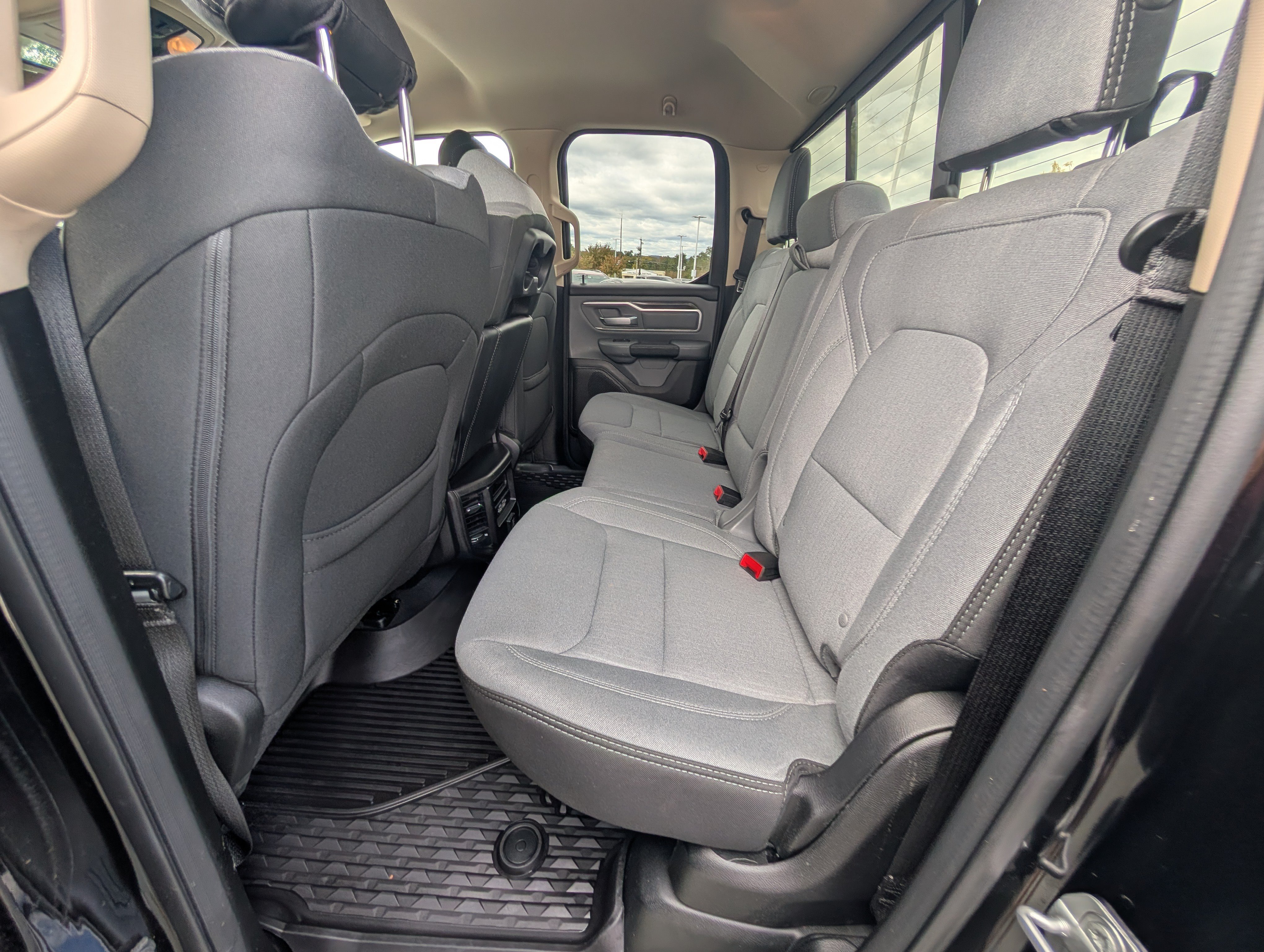 Used 2019 RAM 1500 Big Horn AWD/4WD image 15