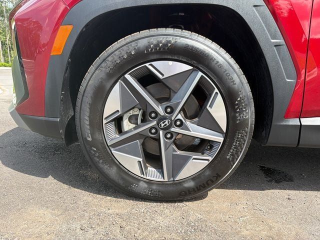 Used 2025 Hyundai Tucson SEL FWD image 16