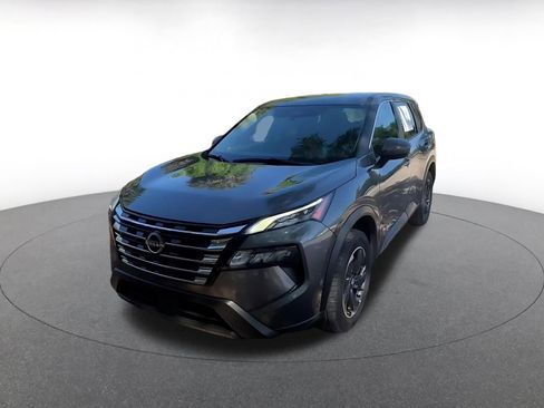 Used 2025 Nissan Rogue SV FWD image 7