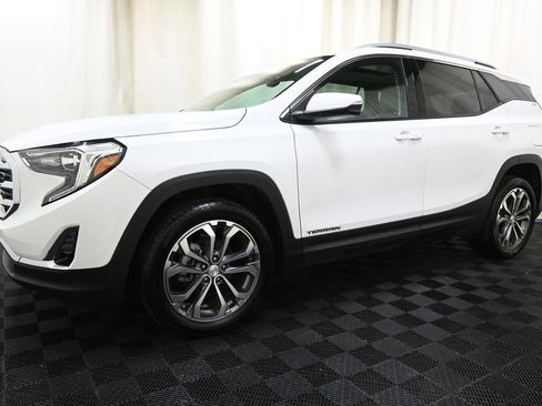 Used 2021 GMC Terrain SLT w/ LPO, Floor Liner Package image 11