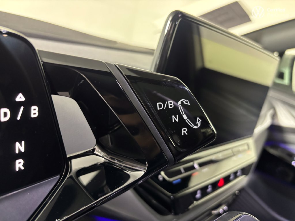 Used 2024 Volkswagen ID.4 S RWD image 28