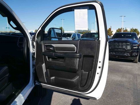 Certified 2024 RAM 3500 Tradesman w/ Chrome Appearance Group image 10