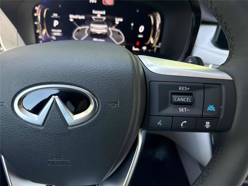 New 2027 INFINITI QX60 Luxe FWD image 19