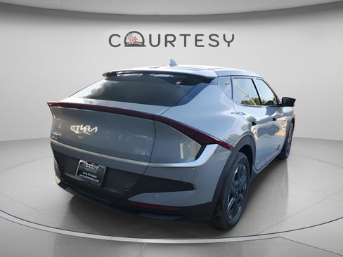 New 2026 Kia EV6 Light RWD image 3