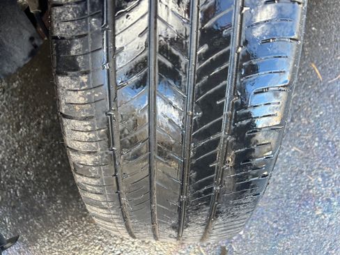 Used 2015 Ford Explorer XLT image 33