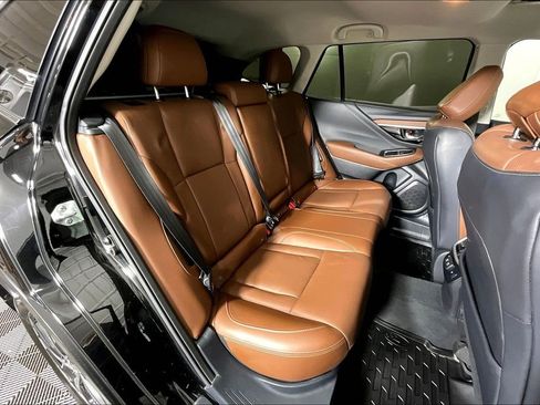 Used 2022 Subaru Outback Touring image 38