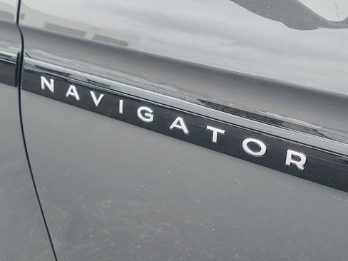 New 2026 Lincoln Navigator L Black Label image 7