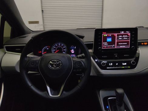 Used 2021 Toyota Corolla SE FWD image 22
