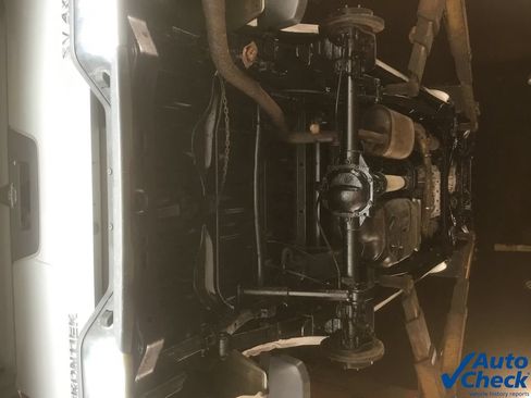 Used 2015 Nissan Frontier SV AWD/4WD image 8