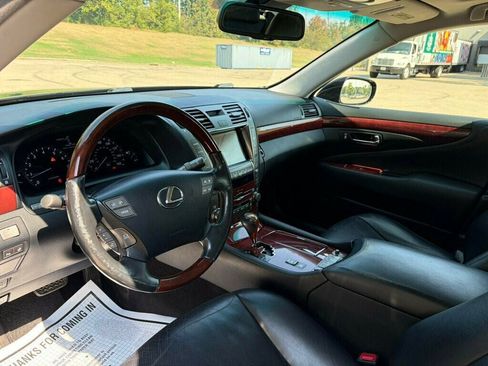 Used 2007 Lexus LS 460 RWD image 24