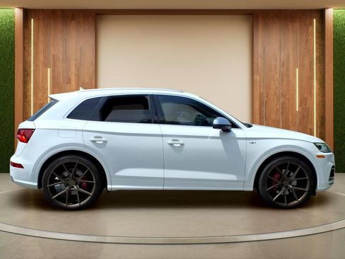Used 2018 Audi SQ5 Prestige w/ Prestige Package AWD/4WD image 35